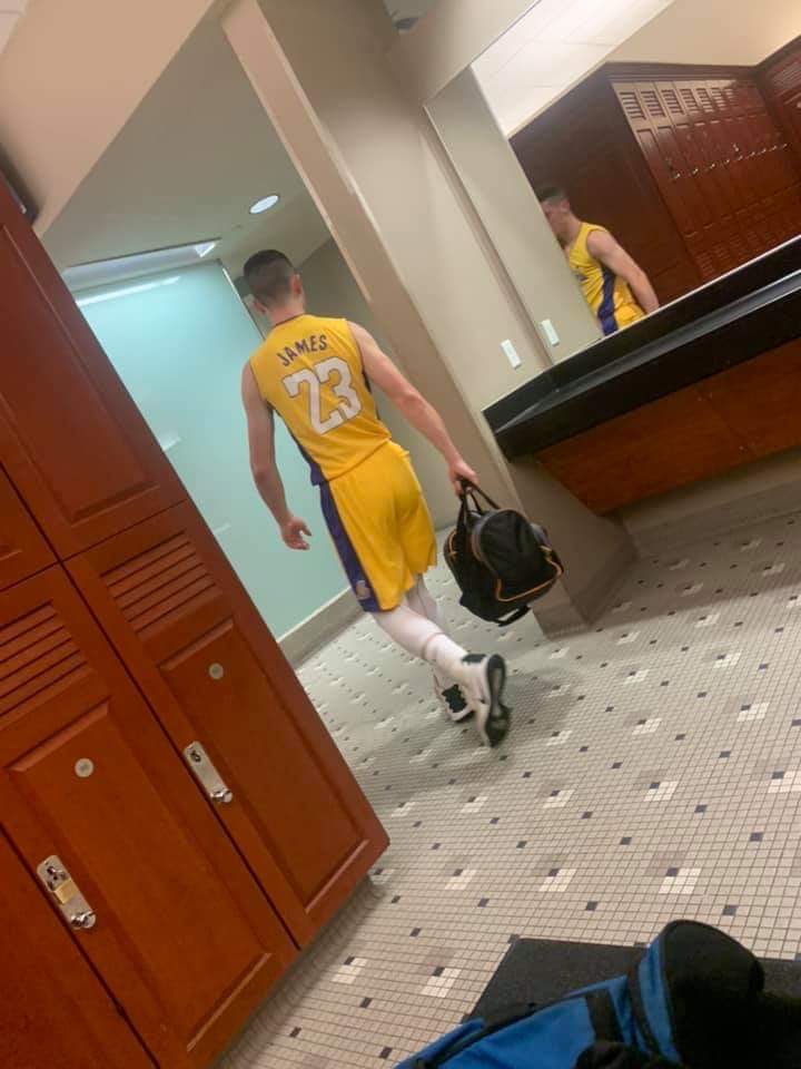“LeBron switching Lakers jersey from #23 to #6”

Caruso:
