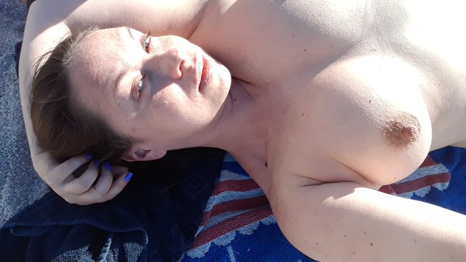 Ya estoy en casa...#topless https://t.co/HJ0FhT5DqS<a href="/tag/topless"class="tags">#topless</a>