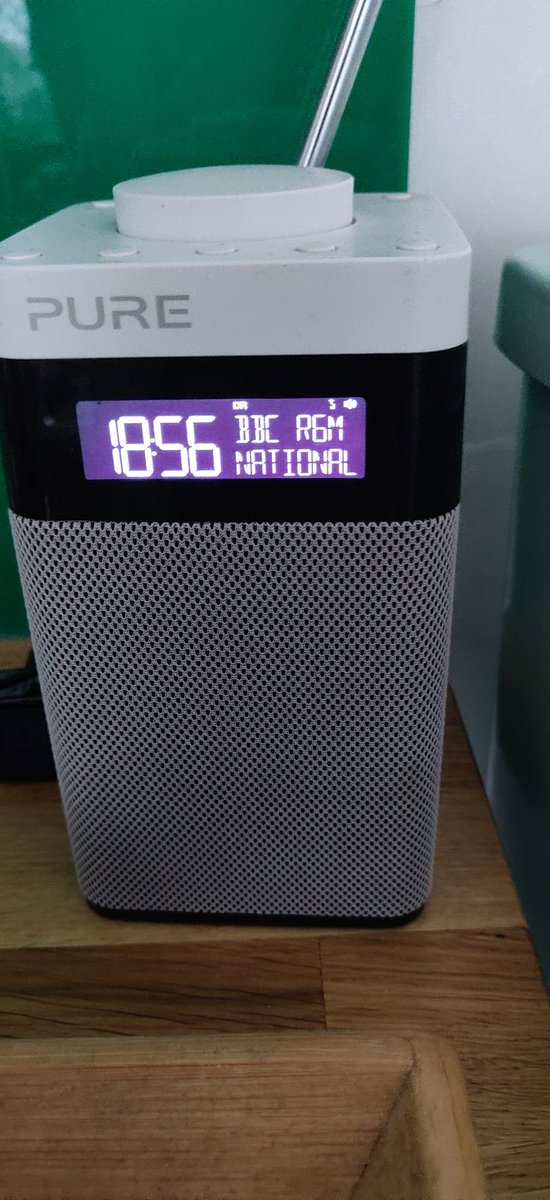 frankyrhondda's tweet photo. In the kitchen cooking while @BBC6Music play @TheNational  #HighViolet in full. Amazing album 👌 https://t.co/TB5A2uMV4F