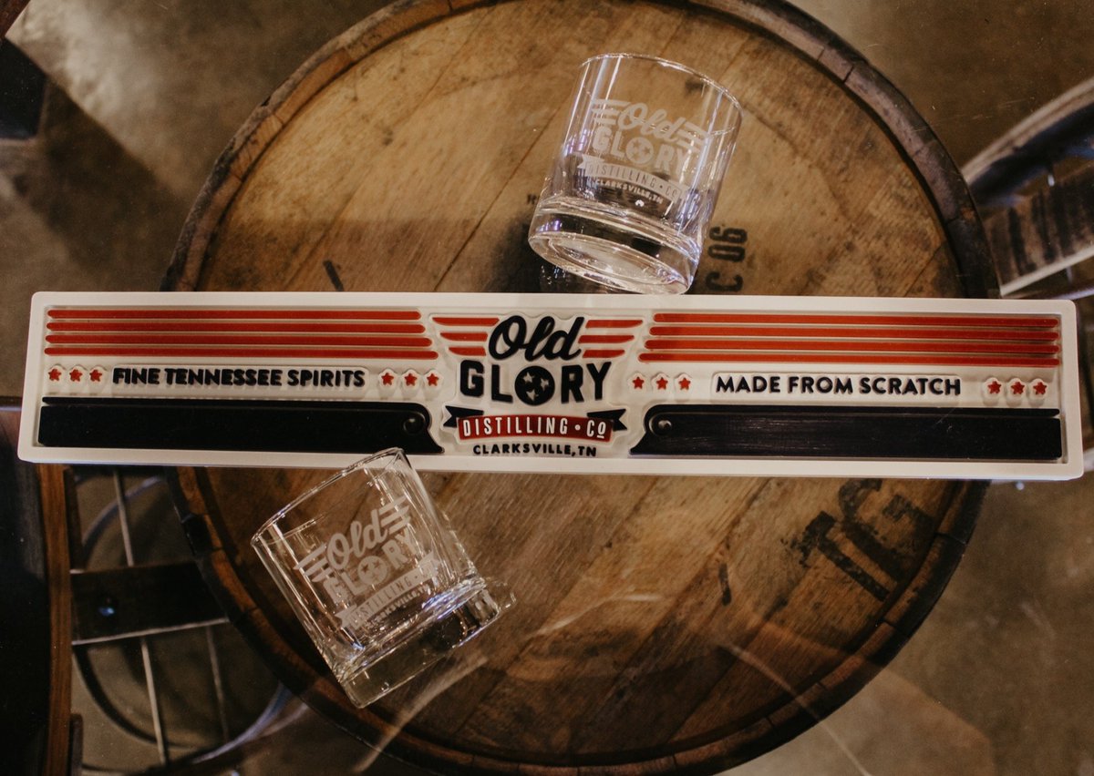 OGDistilling's tweet photo. Show dad how much he rocks by giving him a gift to enjoy on the rocks. https://t.co/WmnAO34vzE