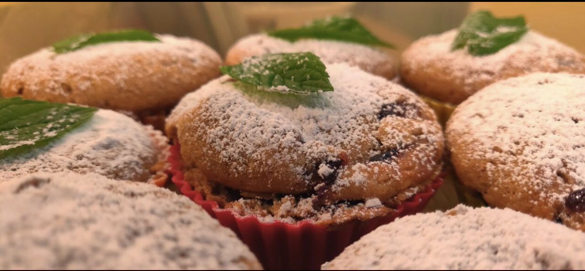 earlybirdsteens's tweet photo. Vegan jelly filled cupcakes made by Kashi  the head of the culinary club at EBC Teens!

#wakeupearly #4am #4amclub #wakeupat4am #sleepearly #oneworldonefamily #empower #earlybirds #earlybirdsclub #earlybirdsteens #teens #youth #youngadults #earlybirdsteen
#sleepearly https://t.co/5ZB9LYudpy