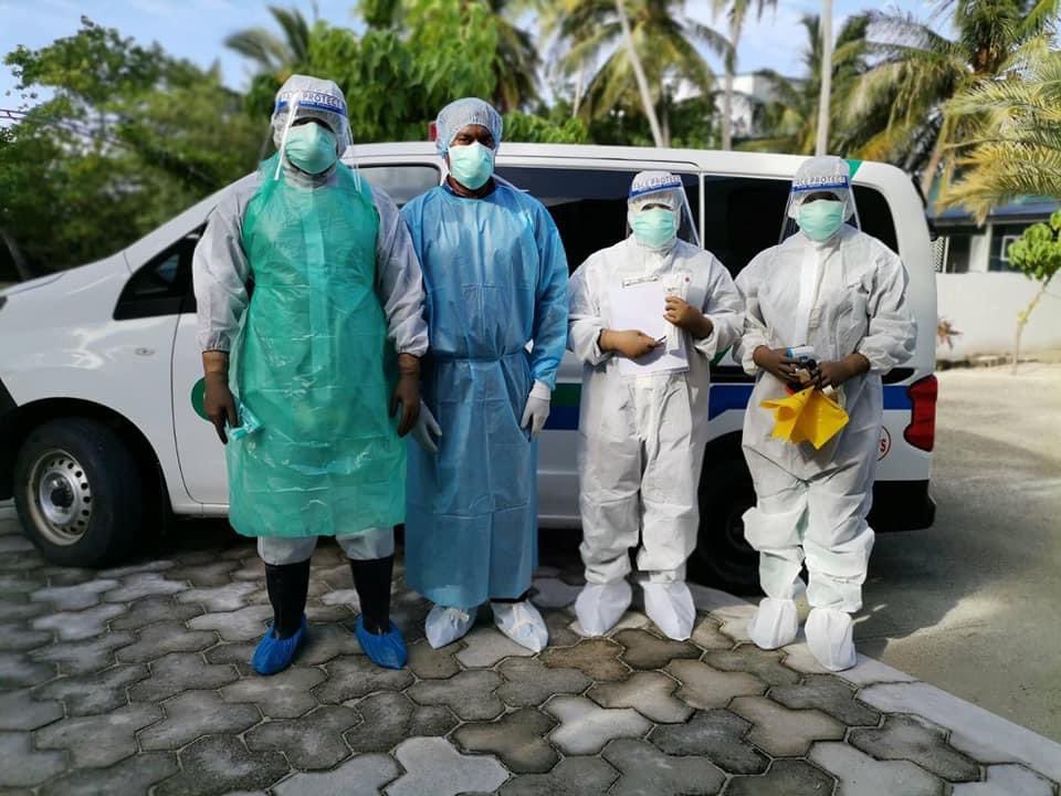 keyodhoomv's tweet photo. ކެޔޮދޫއަށް މިހާރު މިދިމާވެފައިވާ ކޮވިޑް19 ގެ ބަލިމަޑުކަމުން ސަލާމަތްވުމަށް ކެޔޮދޫ ސިއްޙީ މަރުކަޒު، ޓާސްކް ފޯރސް، ކައުންސިލް އިދާރާ އަދި ހުރިހާ މުއައްސަސާތަކާއި، ވޮލެންޓިއަރުން މިހާލަތުގައި ވަރުބަލިކަމެއްނެތި ތިކުރައްވާ ހިތްވަރަށް އައްސަރިބަހާއި ސާބަސް ރައްދުކުރަމެވެ. #keyodhoo https://t.co/C6YVpP5azN