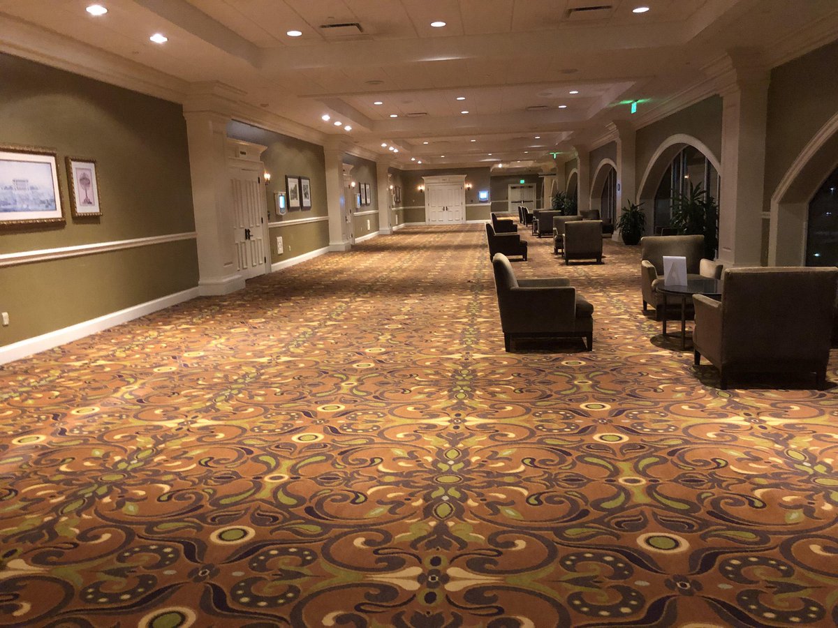 S4MWILS0N's tweet photo. the tva is so pretty but it literally feels like liminal space hotels https://t.co/k5l96XB1FN