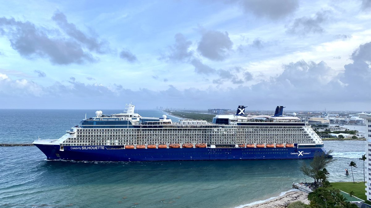 It’s refreshing to see cruise ships from #PointofAmericas preparing to set sail again out of #porteverglades in #FortLauderdale -photo courtesy of POA’s own Lee Bowser #cruise #ocean #florida