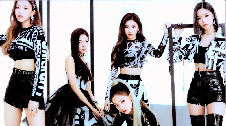 Blackpink America Most Streamed Albums By Female Groups This Decade So Far 1 The Album Blackpink 1 5b 2 Confetti Little Mix 534m 3 Eyes Wide Open Twice
