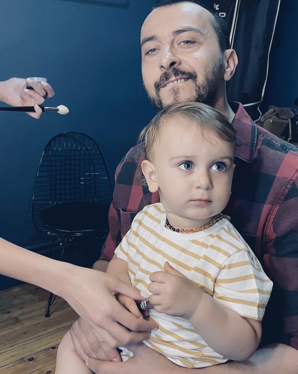 Fiko’m mecnuna yetişti. #LeylaileMecnunEXXENde #leylailemecnunyeniden