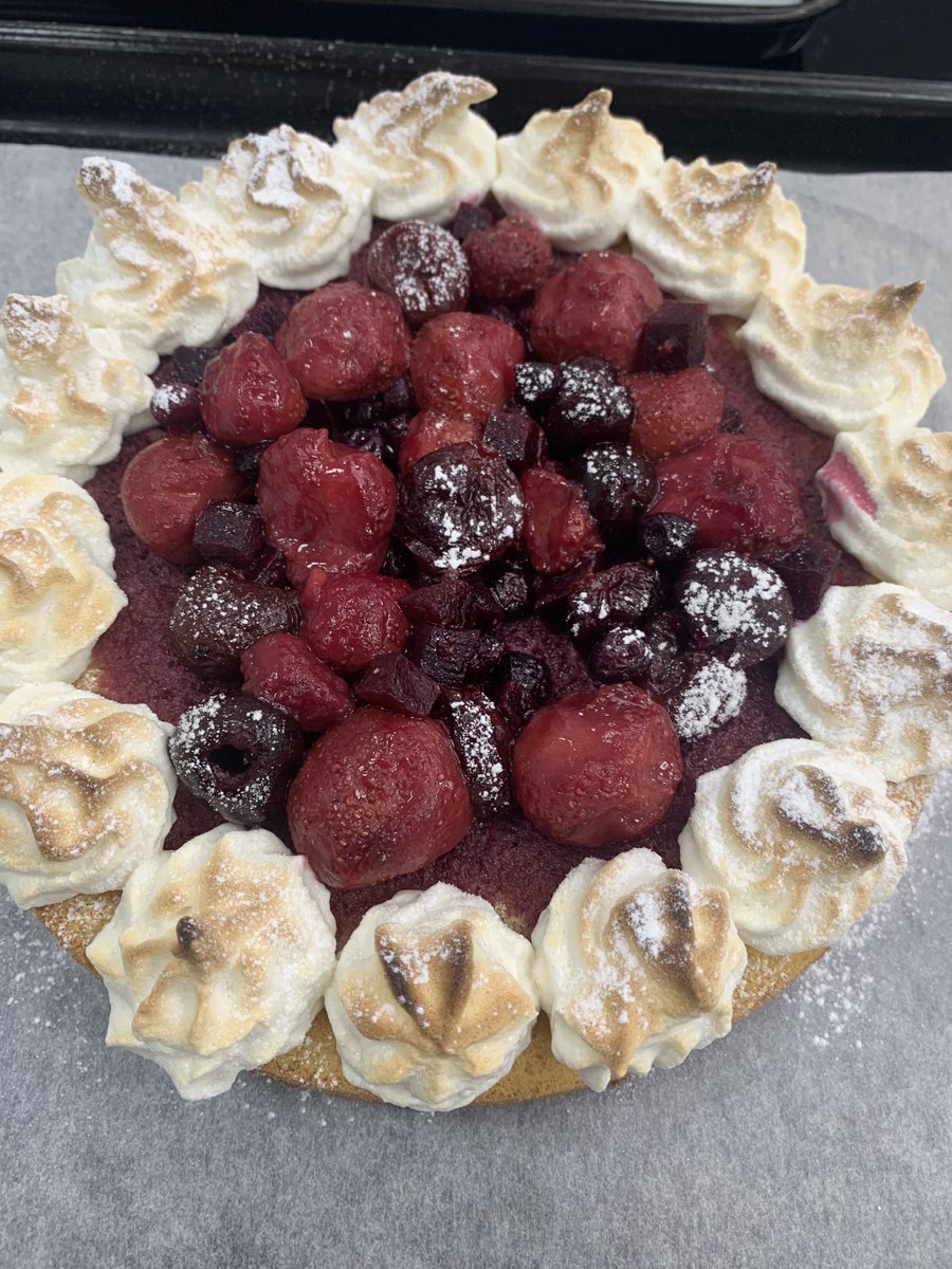 SharplesTech's tweet photo. Y10 are continuing to develop techniques and timings by making dishes that require multiple skills.

Princess of puddings was a delicious discovery for our young chefs. Fantastic!

#piping #meringue #poaching #fruit #fatless #sponge @SharplesSchool https://t.co/WEudkFPpSU