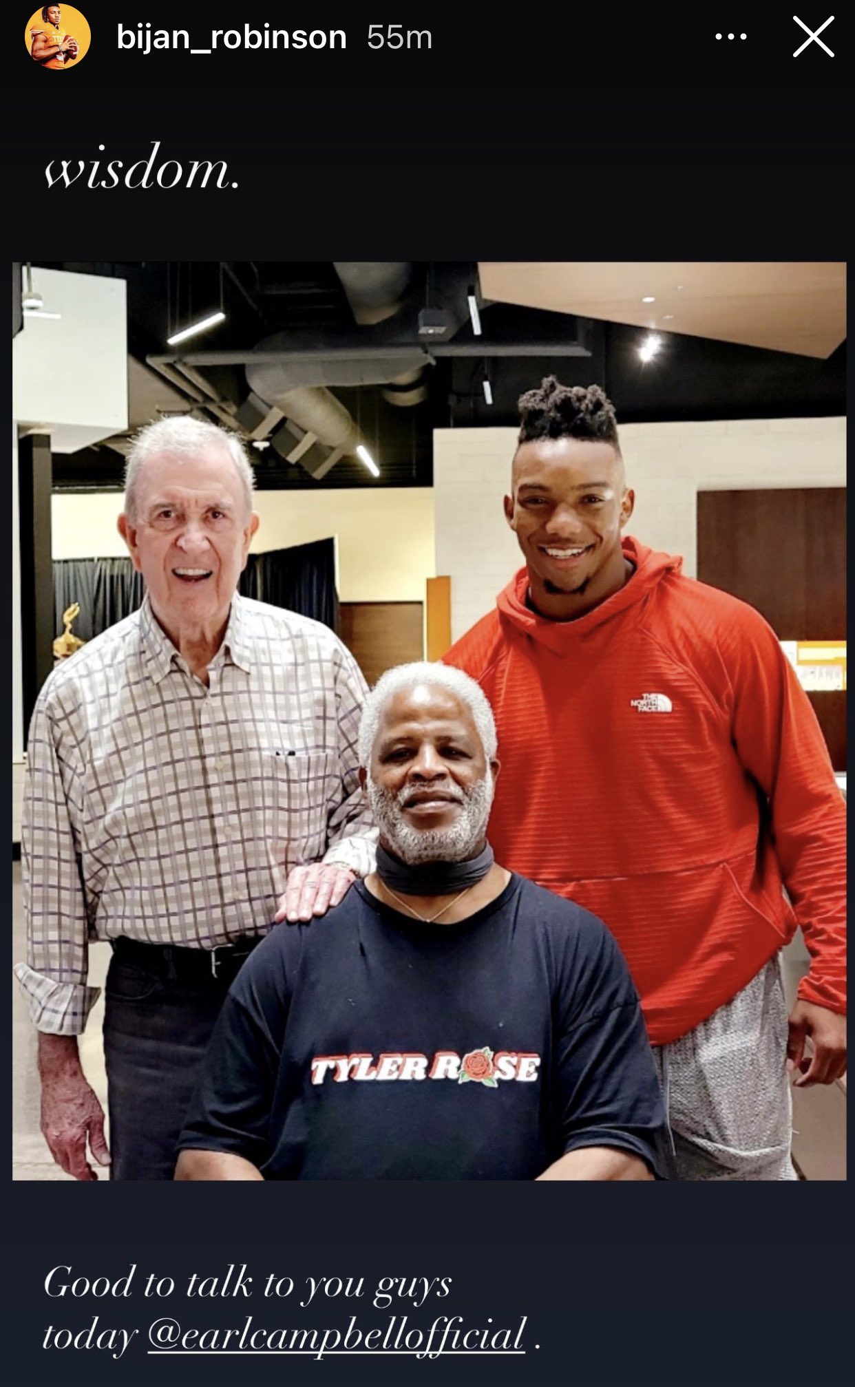 E3deTfIXwAMg-OX?format=jpg&name=large