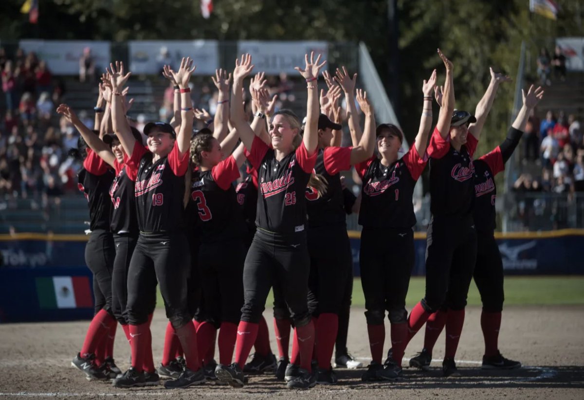 CBCOlympics's tweet photo. SOFTBALL 🥎

Meet the team:
Jenna Caira
Emma Entzminger
Larissa Franklin
Jennifer Gilbert
Sara Groenewegen
Kelsey Harshman
Victoria Hayward
Danielle Lawrie
Janet Leung
Joey Lye
Erika Polidori
Kaleigh Rafter
Lauren Regula
Jennifer Salling
Natalie Wideman
https://t.co/vaRsdk5kTE https://t.co/Y195GTG9ng