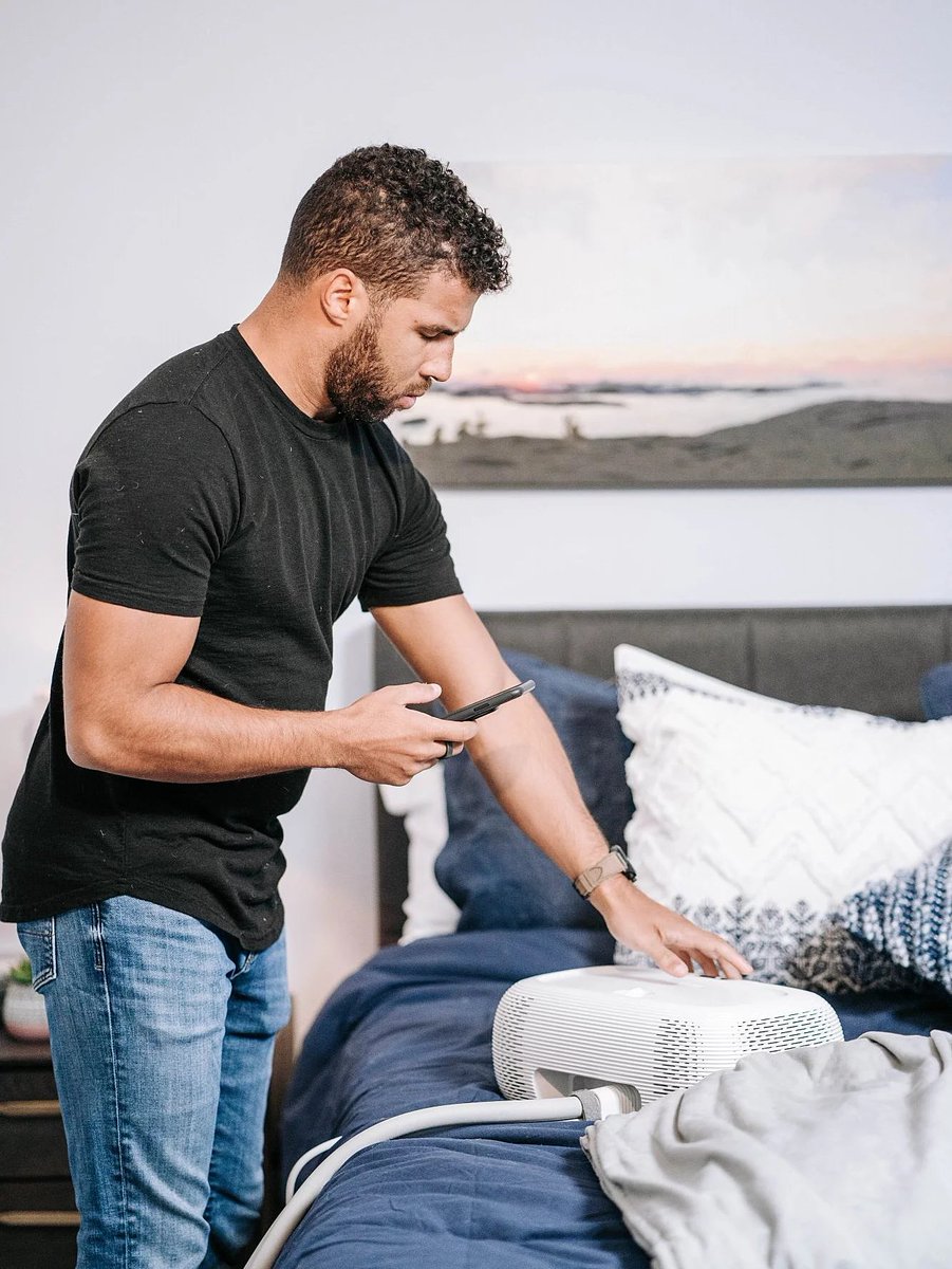 Maximizing the time I have to #chilisleep is a crucial part of my recovery. Over MDW, @Chilisleep kicked off their "Summer of Chilisleep" giveaway giving away #1 product a day until Labor Day! Enter to win yours at https://t.co/knbE2fCeSc
#spon #summerofchilisleep #chiliPAD https://t.co/dqVhIueaI5