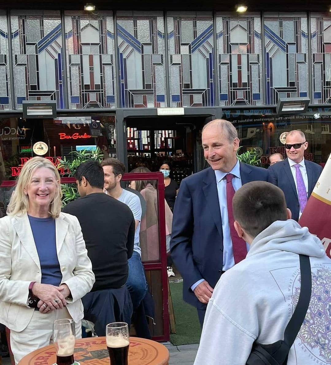 DublinSocial_'s tweet photo. An Taoiseach @MichealMartinTD stopping by Camden Bites and Brews this evening for a pint 🍻 https://t.co/v5mgkB61ma