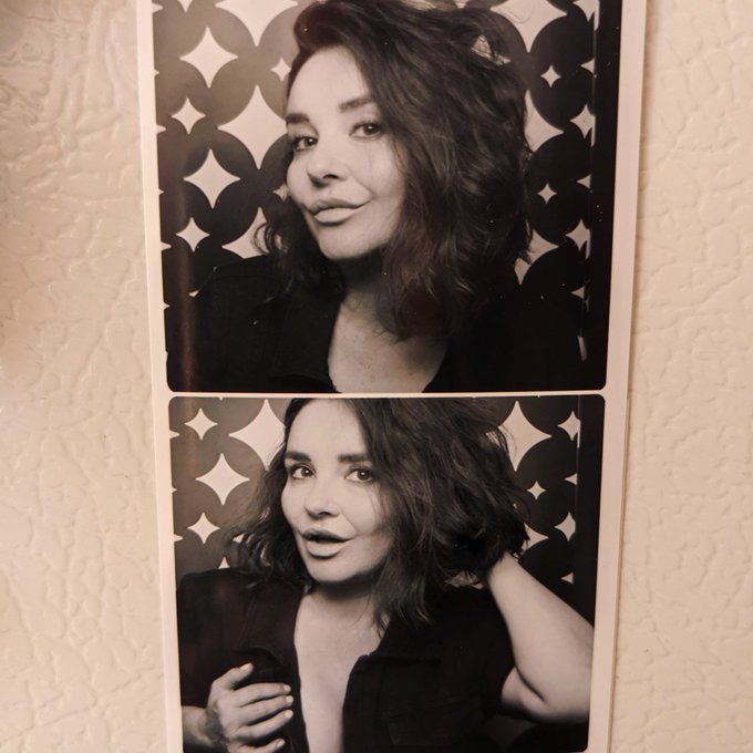 Cut all my hair off. I feel super free. It's going to be a wild milf summer 🍃 https://t.co/m70H1bpRD