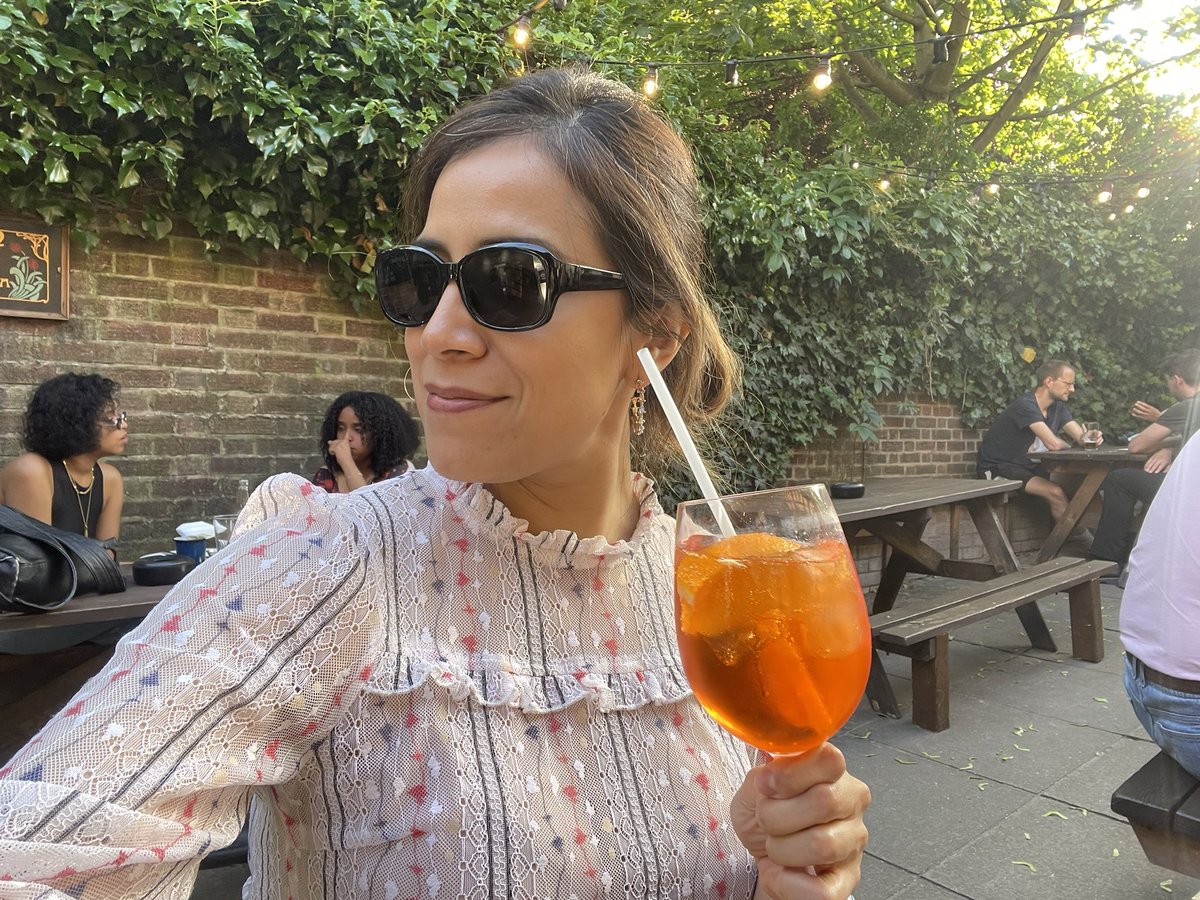 EmmelineLagunes's tweet photo. A well deserved summer drink after a day full of meetings and very interesting, and thought provoking, talks at the #AUTP conference. Making the most of such a sunny day! https://t.co/aa3AeFFTcm