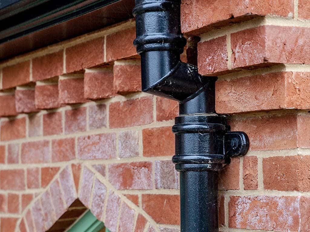 YeomanRainguard's tweet image. Without an effective rainwater drainage system in place, you could face #DampProblems and damage to your building’s foundations…
Get in touch with our experts to discuss replacing damaged rainwater systems:
#WaterDamage #RainwaterDrainage
ow.ly/64JX30rJOrS