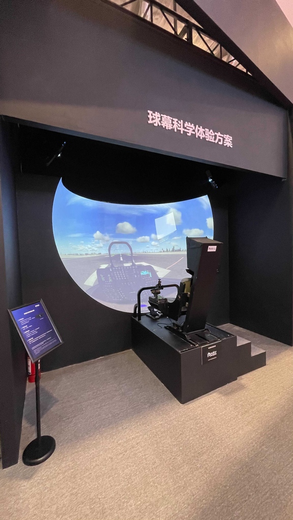 ScalableDisplay's tweet image. Looking good at all angles! Call that Perspective 😀⁠

#flightsimulator #virtualflight #avtweeps