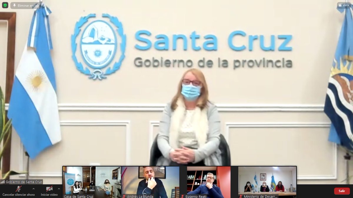 _CasaSantaCruz's tweet image. #Juventud 👉 La gobernadora @aliciakirchner  inauguró la Casa de las Juventudes – “Memoria Santacruceña” en La Plata

📌 Nota completa 🗞 ift.tt/3iw3xpQ