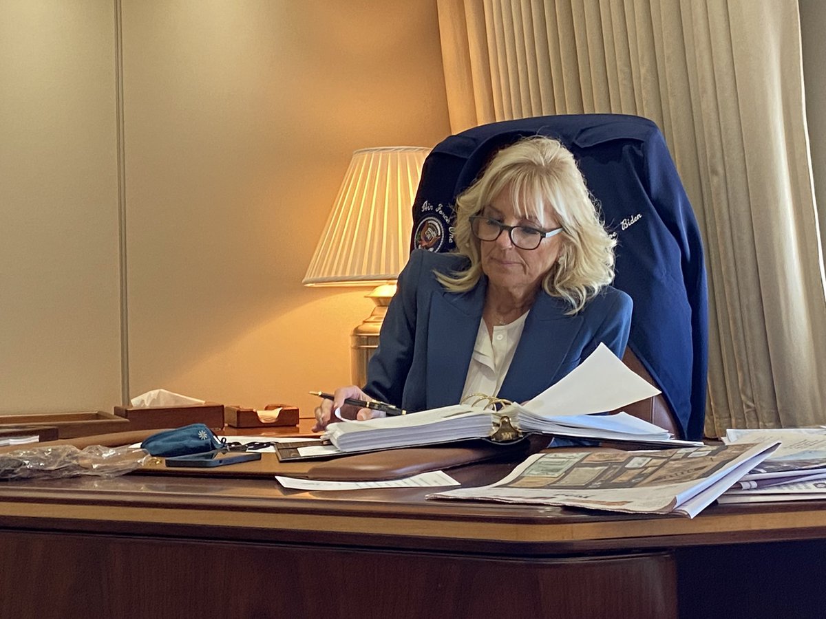 ratemyskyperoom's tweet photo. Preparing for the G7. Real notes, not blank paper. A real education. Real experience. Real empathy. Real class. Refreshing. 10/10 @DrBiden @FLOTUS https://t.co/p9W1HaRrME