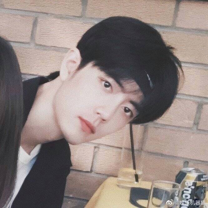 xiao zhan appreciation tweet media