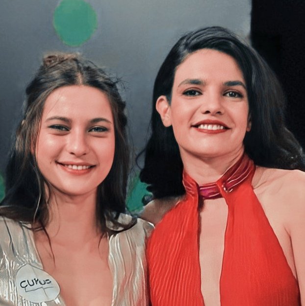 aynenmavi's tweet photo. Hare ve gamze ama ayrılmayan ikili🙌🏻
#gamzedoğanoğlu 
#haresürel https://t.co/TNuwrm0Pzp