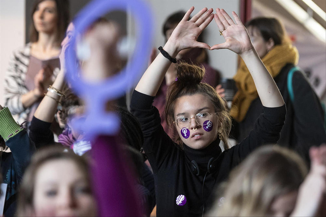 Zwei Jahre nach dem historischen #Frauenstreik 2019 sind wir von wirklicher #Gleichstellung weit entfernt. In Schwyz finden am Montag keine Aktivitäten statt, aber du kannst dich den Luzernerinnen oder Zürcherinnen anschliessen: 14juni.ch