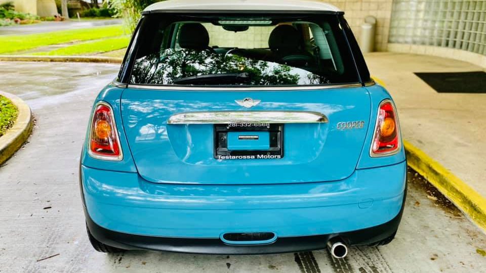TestarossaTX's tweet photo. Fabulous Mini Cooper 281-322-6568 #mincooper #Houston #Summer2021 #cashcars https://t.co/CLulfa82KH