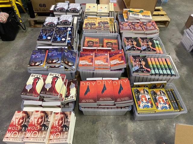 jeller2018's tweet photo. Pick up a book each week at our summer feeding sites and join our Summer Silent Book Club.  Please share and get the word out!  We will have middle and high school books at Dawnville, Dug Gap, Eastside, Westside Middle and the subdivision behind Butcher's Market. #onewhitfield https://t.co/MxoGXdMqoL