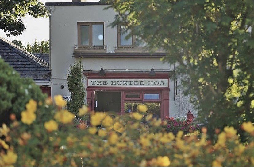 <a href="/Lindamaherdub/">Linda Maher</a> The <a href="/HuntedHog/">The Hunted Hog</a> in Castlemartyr is riverside &amp; the food is just 👌🏻 they have completely adapted their business during Covid, keeping staff employed <a href="/jamesdullea33/">James Dullea</a>