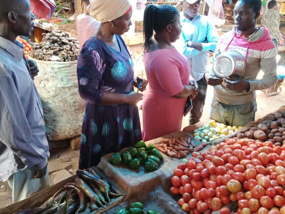 WWFTANZANIA's tweet photo. WWF/Swissaid partnership supports local communities and government to improve small-scale farming in the Selous Niassa Wildlife Corridor. Here is one of the Agro-ecological organic farm Supported under KfW and MNRT. #SNWC #Selous #farmwithnaturenotagainstit https://t.co/ujEix6yE40