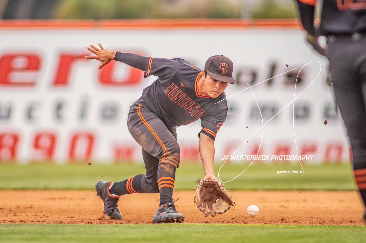 JPWestMedia's tweet photo. @HBHS_basebll vs Santa Margarita Round 1 Playoff Game Photos are now up on https://t.co/ZnFs7KSElu #jpwestphoto #huntingtonbeach #hbhsbaseball #oilers #hboilers #baseball #cifss #playoffs https://t.co/7dpHNBpWLt