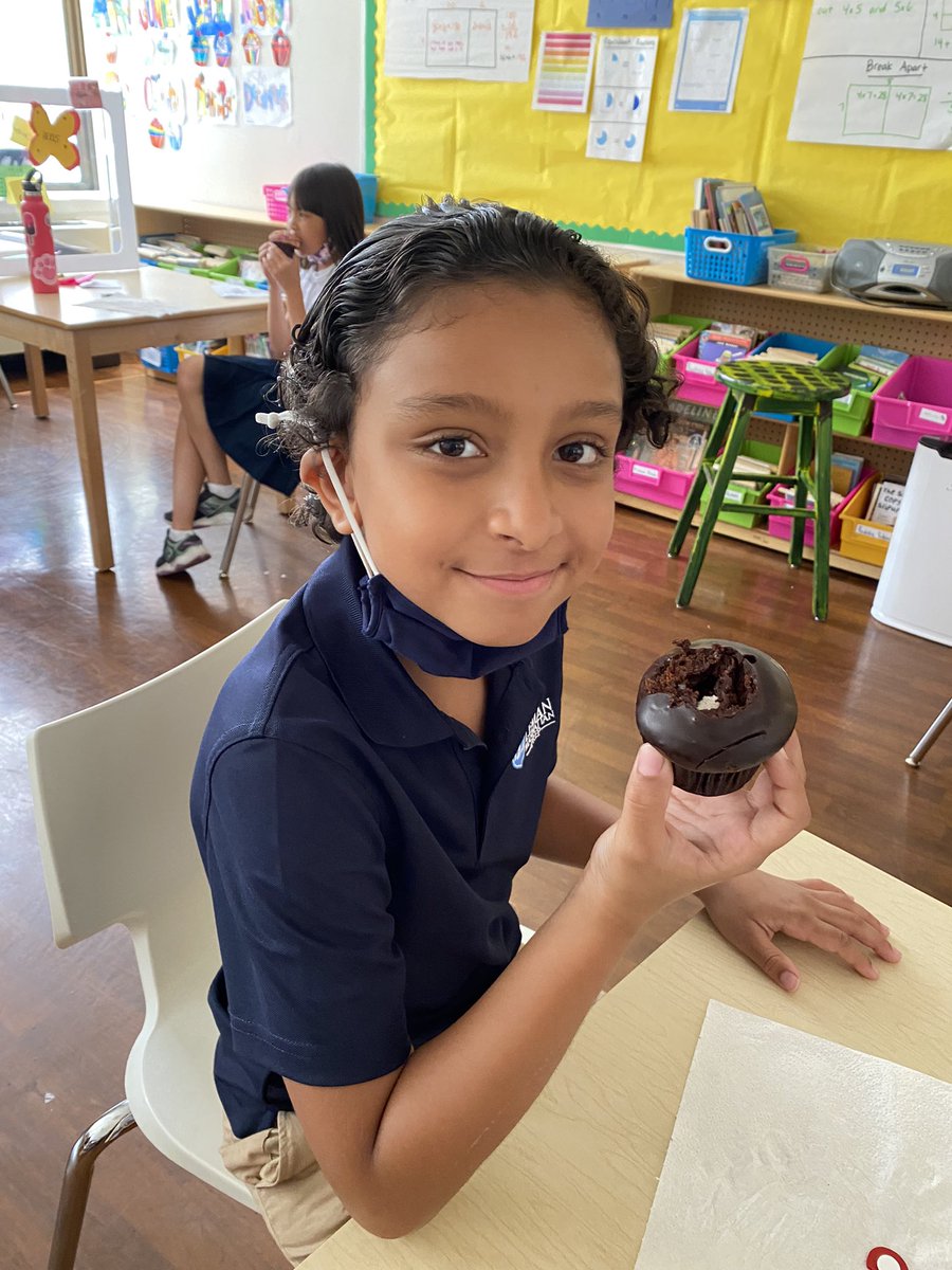 Leman3rdGrade's tweet photo. We’re so lucky to have our summer birthday celebrations together! Happy birthday! 🎉🎊 https://t.co/1Id3iJeoAy