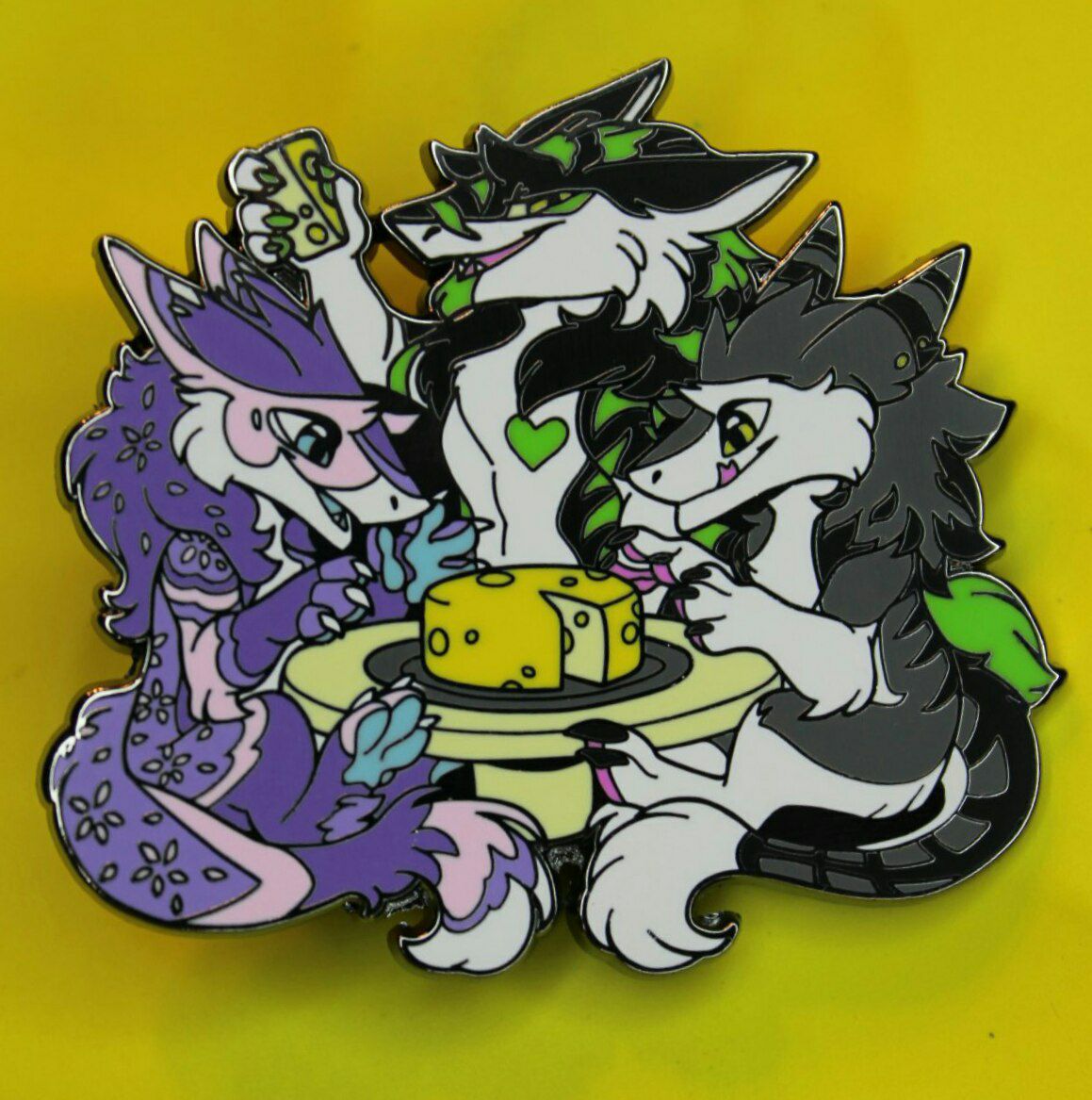 Vira (@virasergal) on Twitter photo 🧀Wedge Party Raffle - Round 2🧀
Prize: Con-Exclusive Wedge Party (734) fursonapin, magnet, & a squishy wedge so you can join the party!
Rules:
♡RT (No quote retweets)
♡Follow me
♡Reply here you read the rules
Optional: follow the squad <a href="/Sorrel_Pandoth/">🌿 Sorrel 🌿</a> & <a href="/KaitoRedTimbah/">kaitoredtimbah.bsky.social</a>
(1/3) 🧀Wedge Party Raffle - Round 2🧀
Prize: Con-Exclusive Wedge Party (734) fursonapin, magnet, & a squishy wedge so you can join the party!
Rules:
♡RT (No quote retweets)
♡Follow me
♡Reply here you read the rules
Optional: follow the squad <a href="/Sorrel_Pandoth/">🌿 Sorrel 🌿</a> & <a href="/KaitoRedTimbah/">kaitoredtimbah.bsky.social</a>
(1/3)