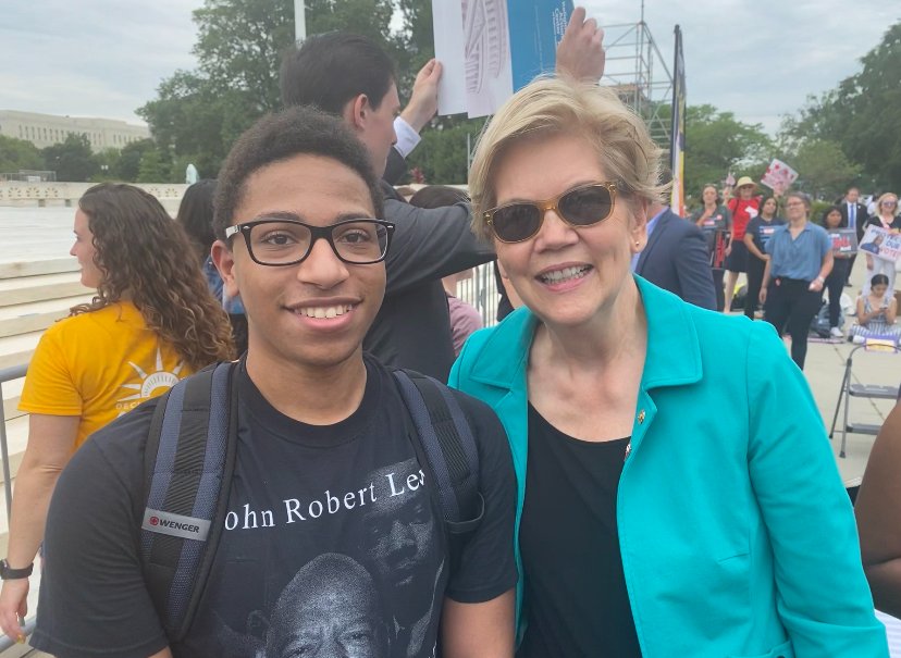 JeromeFosterII's tweet photo. Elizabeth Warren (@ewarren) Agrees

It's time to Pass the "For the People" Act!
— It Ends Citizens United
— It Ends Racial &amp; Partisan Gerrymandering
— It prevents Voter roll purging Nationwide
— It Supports DC Statehood
— Standardizes Automatic Voter Registration
#ForThePeopleAct https://t.co/58pPbHWazv