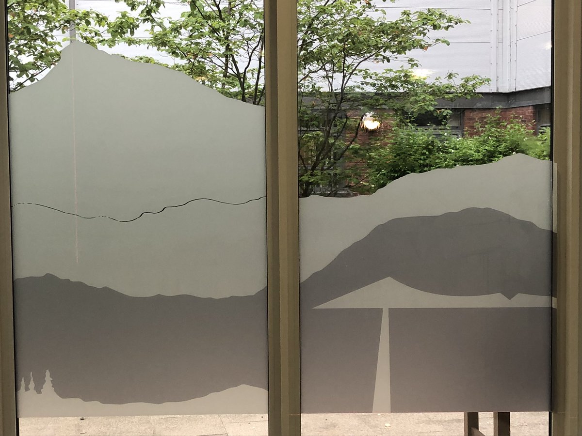 NurseConsult3CO's tweet photo. The Critical Care garden is underway 👏🏻👏🏻👏🏻 Finally our plans coming to fruition ❤️ First step privacy films detailing our beautiful local landscape. Creating a private, peaceful environment for our patients &amp; a safe space for our amazing team @Di_M6 @jessandzz @SouthTees https://t.co/tlKPpUStgD