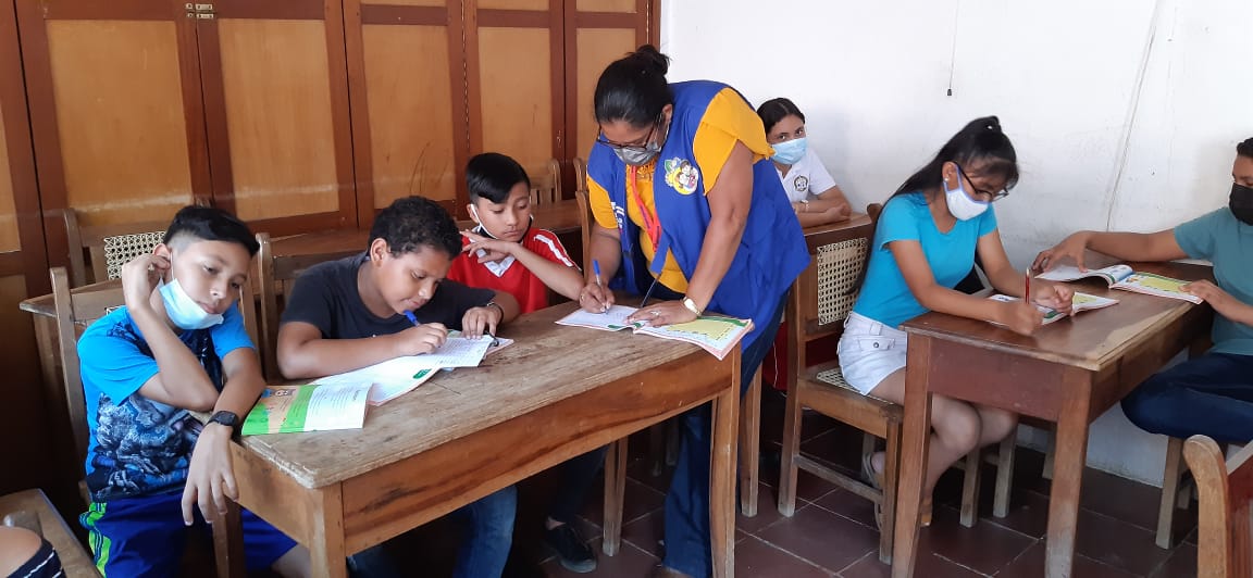 MifamManagua's tweet photo. Managua│ Tipitapa
#PAMOR, Consejeras Voluntarias Atienden Encuentro de Niños, Niñas. Desde sesiones socioeducativas Abriendo Caminos De Protección y Ternura compartiendo tema “Factores de Riesgo y Protección”
#AmorAlaFamilia
#DiaDelNiño
#Tipitapa https://t.co/DRS69vYBqP