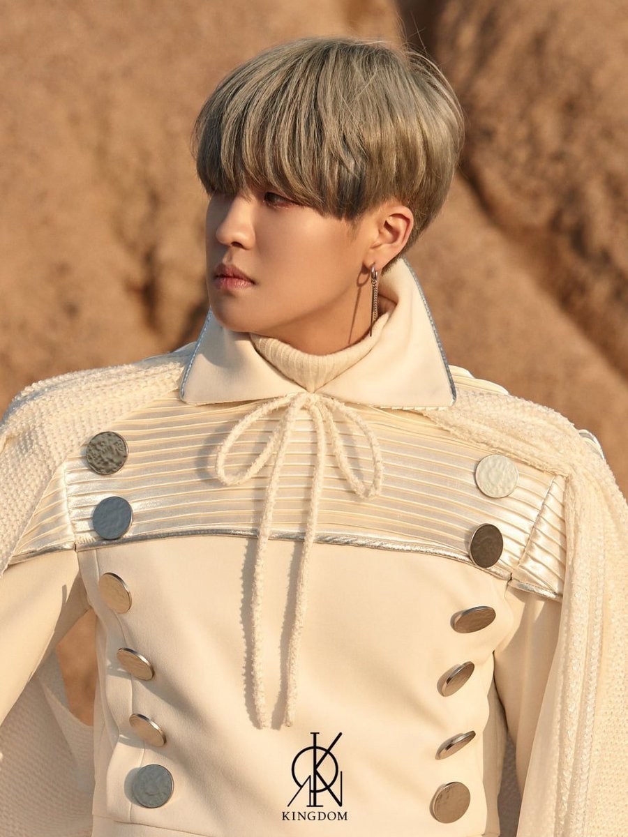 ᅟᅟᅟ          ᅟᅟᅟ     
ᅟᅟᅟᅟ[☀️]  ·  EXCALIBUR
ᅟᅟᅟᅟCONCEPT  IMAGE

ᅟᅟᅟᅟ SOLAR VERSION
ᅟᅟᅟᅟᅟ 루이 · LOUIS 

     <a href="/kingdomdorp/">KINGDOM · 킹덤</a> <a href="/LUNEWAVERP/">𝐋une 𝐖αve 𝐄nter. vagas abertas!</a>