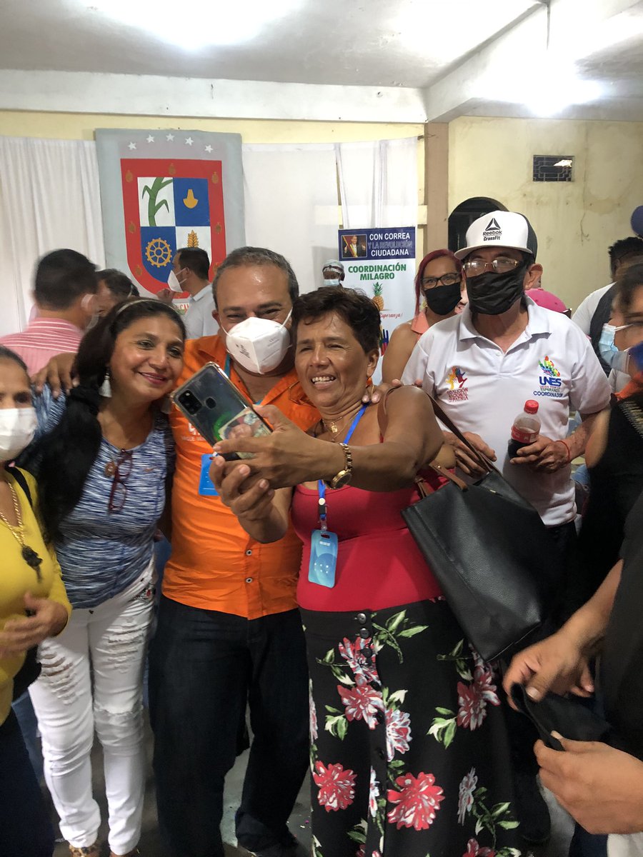 enriquemenoscal's tweet image. Grato encuentro con nuestra querida gente de Milagro siempre será un honor y un gusto compartir con ustedes ☝️🧡