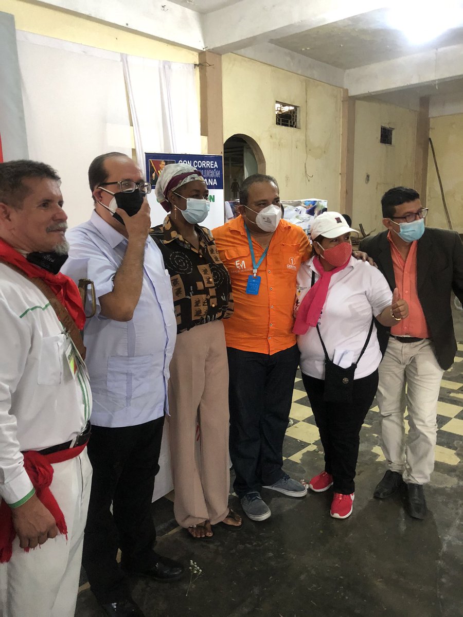 enriquemenoscal's tweet image. Grato encuentro con nuestra querida gente de Milagro siempre será un honor y un gusto compartir con ustedes ☝️🧡