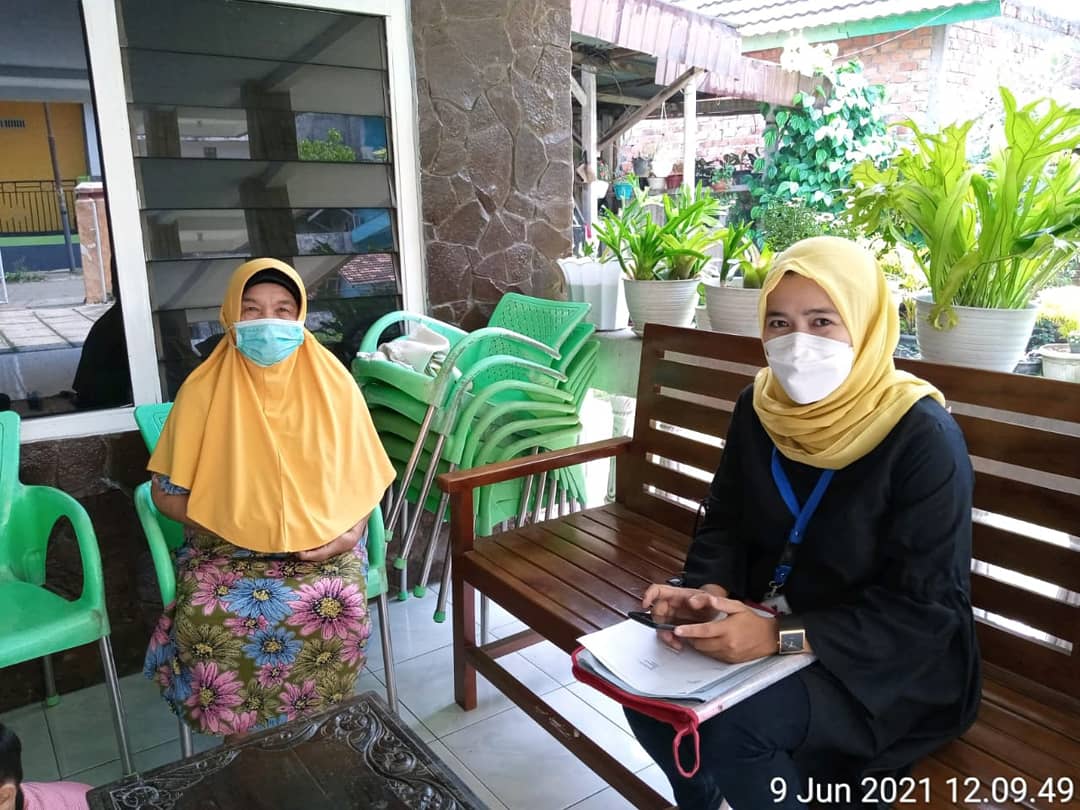 Merty73734082's tweet photo. Melakukan  monitoring dan evaluasi ,pembinaan kepada pengurus KSU Serasan Tanjung Enim Kecamatan Lawang Kidul
#penyuluhkoperasi
#ppklkemenkop
#ppklsumsel
#ppklmuaraenim
#koperasikeren
#lawancovid19
#janganlupapakaimasker
#janganlupajagajarak
#janganlupacucitangan https://t.co/wHELJF4h4W