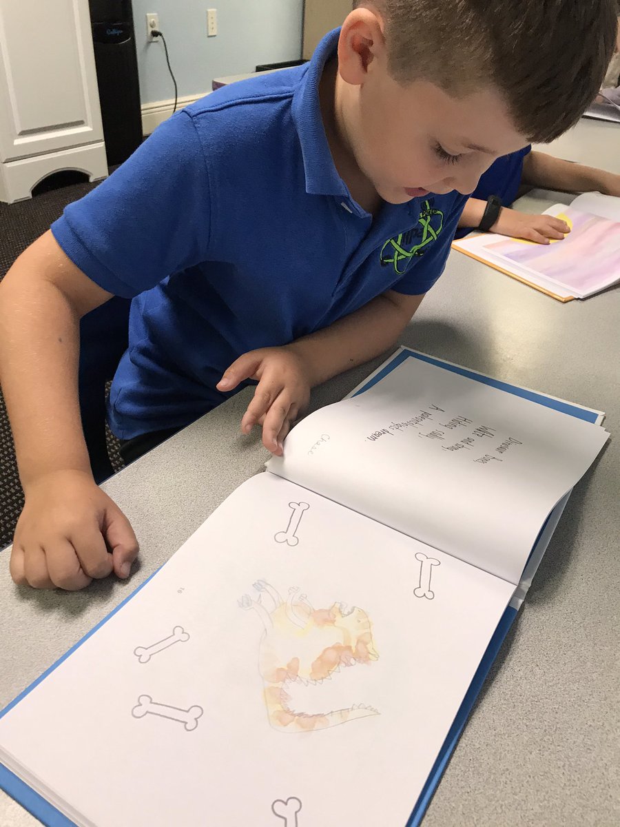 mrs_edw's tweet photo. @studentreasures check out our class poetry book! First grade are definitely #proudauthors https://t.co/We2B6qvwtv
