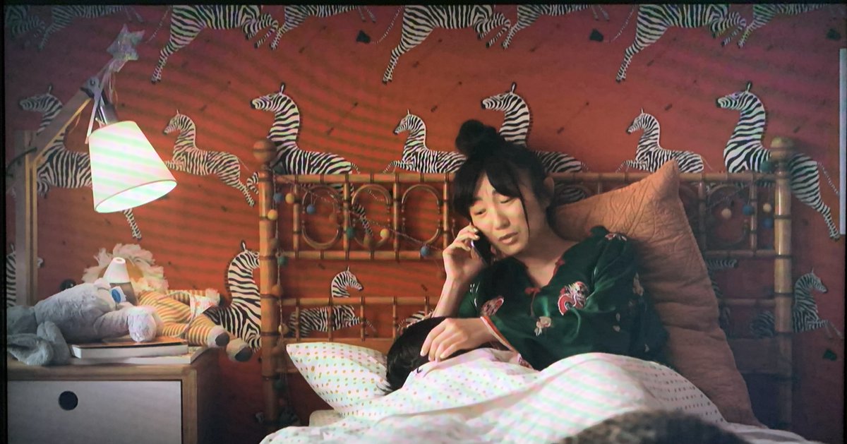 TMIDocumentary's tweet image. What a trip to see the @TheScalamandre zebra wallpaper in #Hacks on @hbomax last week! And in the original tomato red color that graced the walls of Gino&apos;s on Lexington Ave for 65 years!