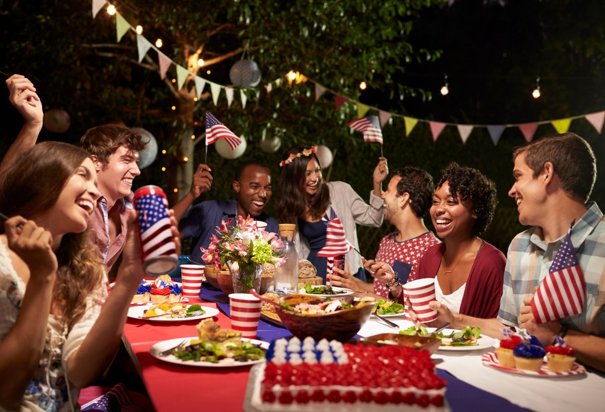 xtrahandsdc's tweet photo. We are finally ready to start hosting events. The weather is warm and the backyard is the perfect space to have fun with family &amp; friends. Let us help with staffing and planning your next event. Give us a call. 202-567-6678 https://t.co/hElH5RG69u
