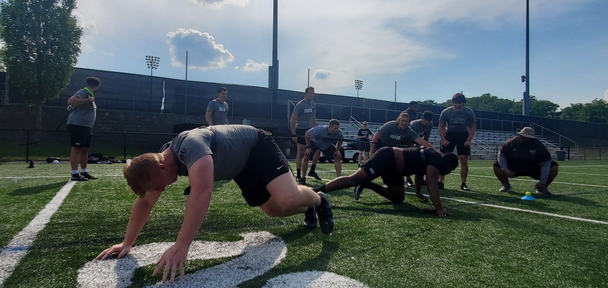 BrownU_Football's tweet photo. Freshmen-Feats of Strength 

#PlayFast https://t.co/Fi1BGs1uOy