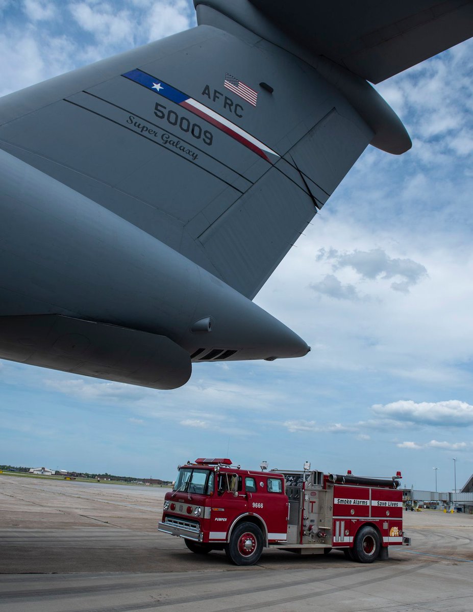 U.S. Air Force tweet media