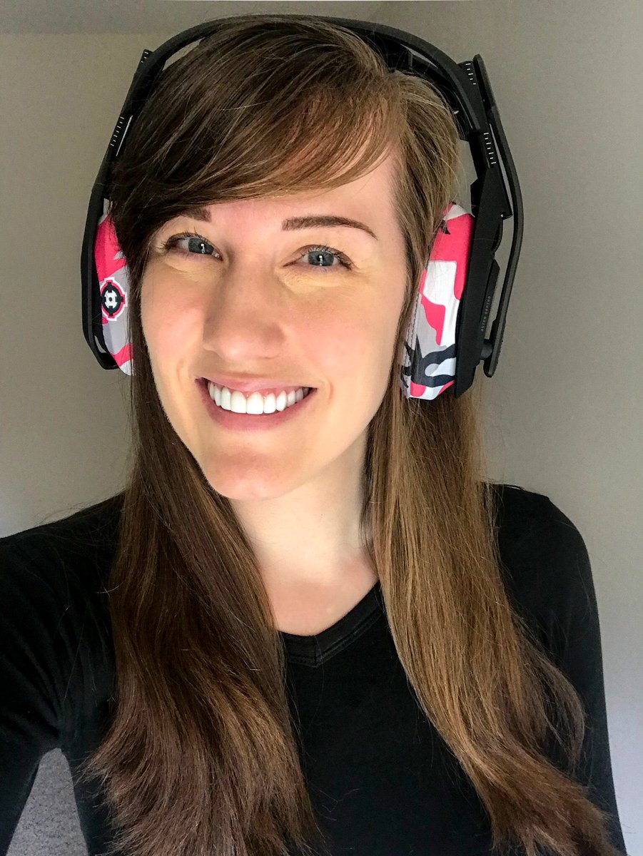 ONE_shot_GURL's tweet photo. ⚠️ Check out my new @beatkicks_ headphone covers! 😍 #ad #BeatKicks
🎧 Get your own pair & save 15% with code OSG: https://t.co/y3HI5EWz3S https://t.co/wgNyBCn4h9