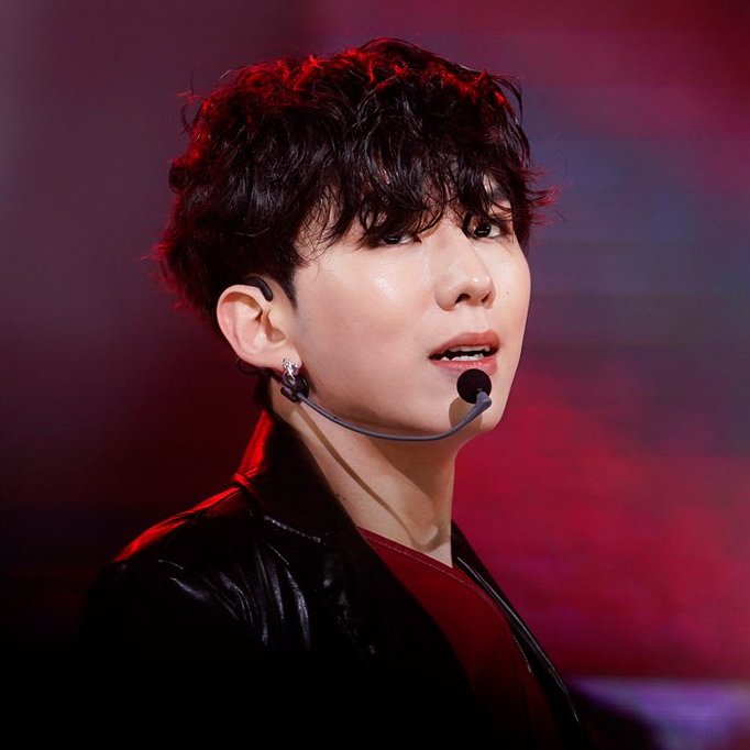 kihyun gallery tweet media