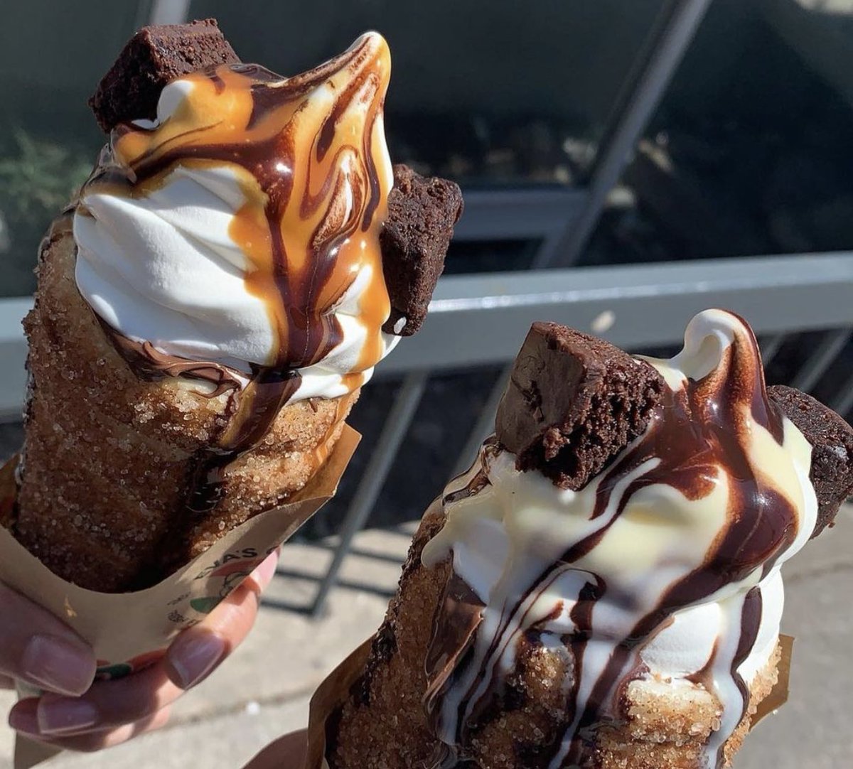 Eva's Original tweet media