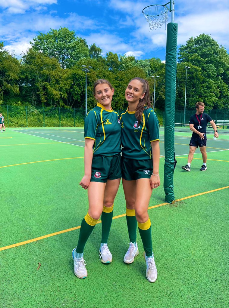 bethpeat1's tweet photo. 1st v 1st with my fav people @WGSNetball 💚💚 https://t.co/WwxQjQsMhd