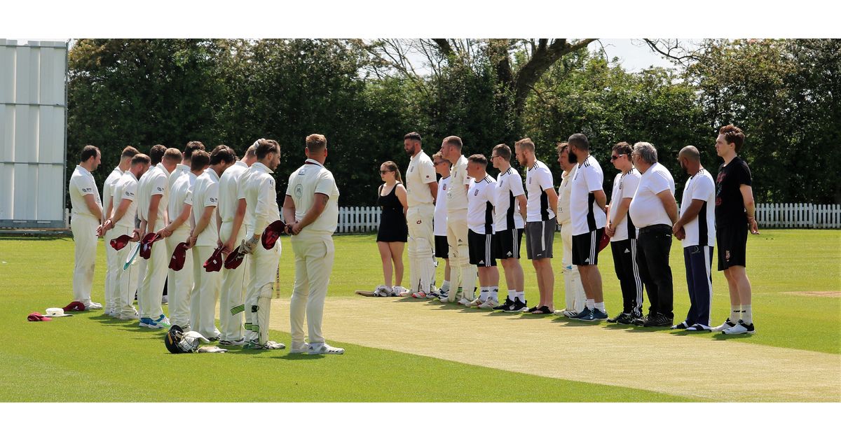 silebytown's tweet image. Club devastated at loss of two friends #cricketfamily #ripnobby #ripmo #gonebutnotforgotten #maroonandgold
silebytown.com/news/club-deva…