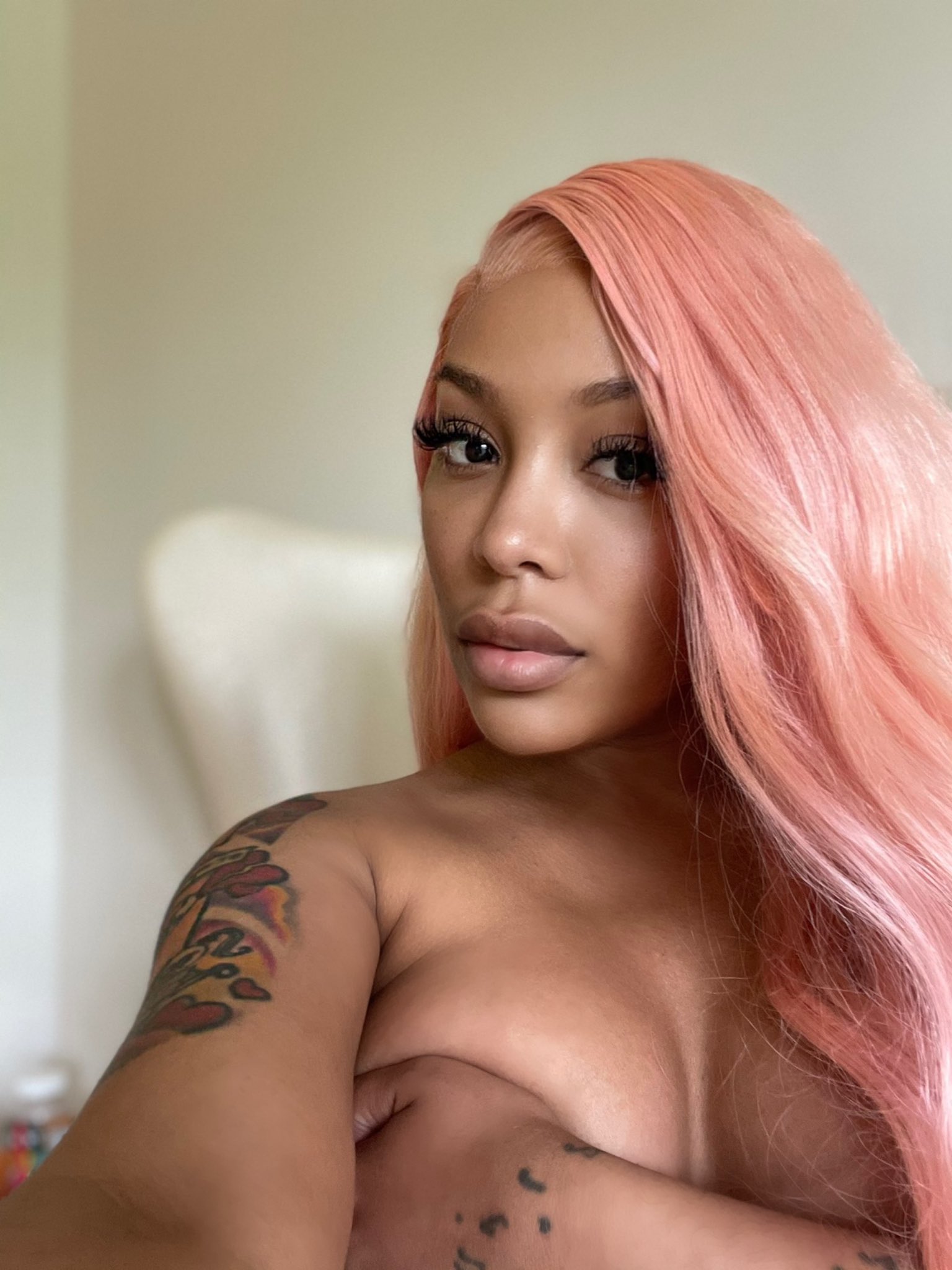 K. Michelle on X: Working from home💕 t.co0wpy1SpHKv  X