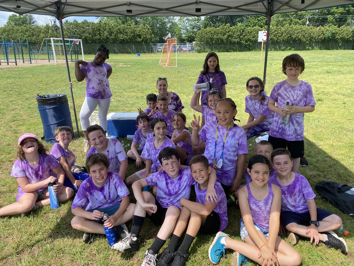 MsSmaglis's tweet photo. Field day fun! https://t.co/khcAHF2Hks